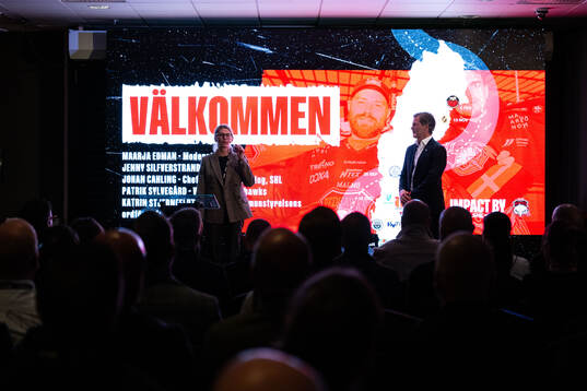 Jenny Silverstrand, VD SHL, och Johan Cahling, Chef