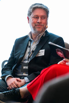 Magnus Lindgren, Ägare NewSeed IT Solutions vid ett
