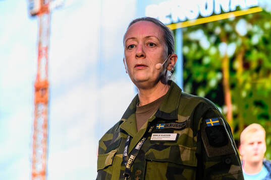 Annelie Olausson, Överste och chef Södra skånska