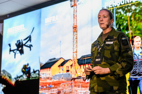 Annelie Olausson, Överste och chef Södra skånska