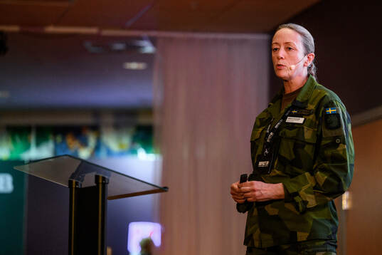 Annelie Olausson, Överste och chef Södra skånska
