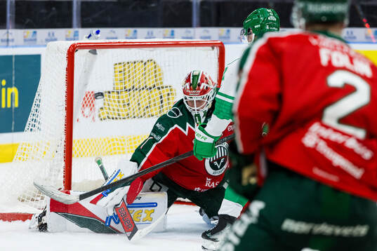 Frölundas målvakt Lars Johansson släpper in 2-2 av