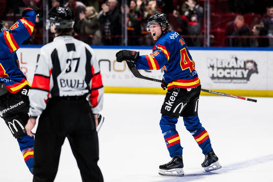 Malmö Redhawks Robin Salo jublar