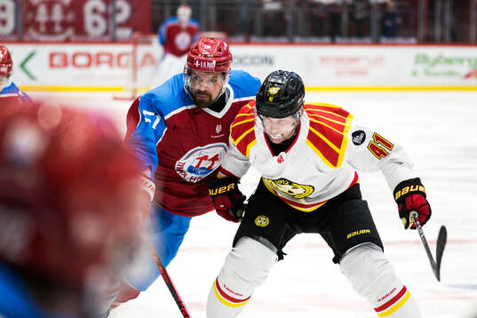 Timrås Anton Lander och Brynäs Greg Scott