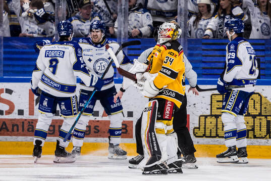 Luleås målvakt Joel Lassinantti  deppar