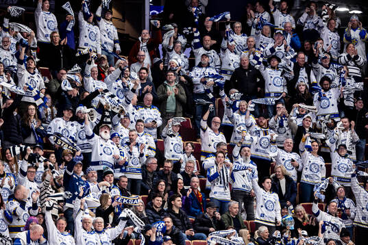 Leksands publiken jublar