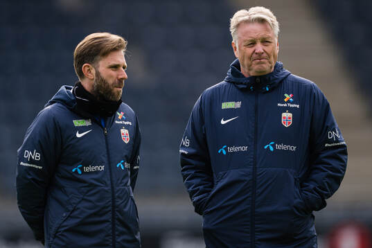 Assistant coach Mikey Harris and Kjetil Lone of the