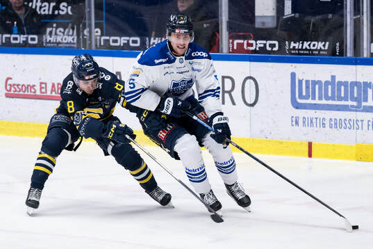 Bläddra bland fler bilder av Ishockey, Hockeyallsvenskan, Södertälje - Karlskoga