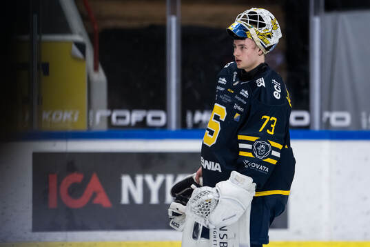 Södertäljes målvakt Love Härenstam
