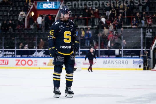 Södertäljes Sebastian Dyk deppar