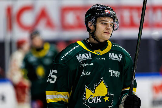 Östersunds Maksim Semjonov deppar