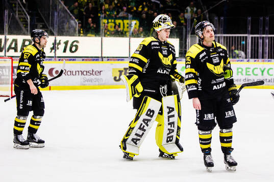 Västerås målvakt Rasmus Korhonen och Anton Mylläri