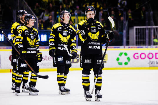 Västerås Alvin Wengrud deppar med lagkamrater