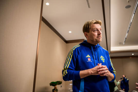 Bläddra bland fler bilder av Football, Women's World Cup Qualifier, Sweden, Mixed Zone 