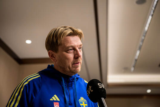 Head coach Tony Gustavsson of the women's national football