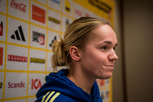 Of the women's national football team of Sweden