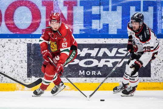 Moras Georg Weigelt och Nybro Vikings Marcus Bergman