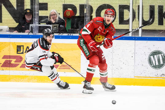 Nybro Vikings Emil Forslund och Moras Martin Fransson