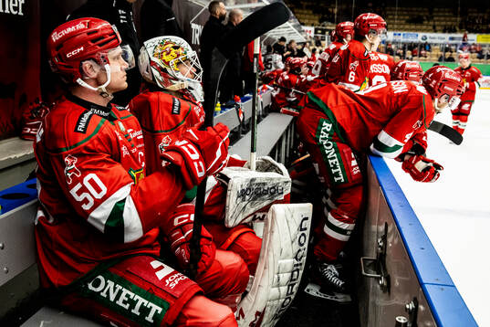 Moras Tobias Ekberg och målvakt Marcus Hellgren Smed