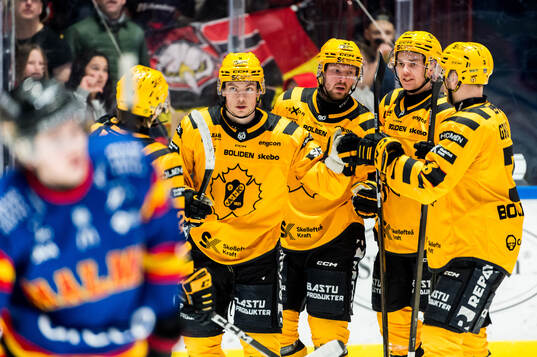 Skellefteås Victor Stjernborg jublar