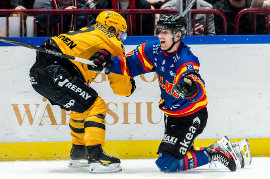 Skellefteås Victor Stjernborg och Malmö Redhawks Janne