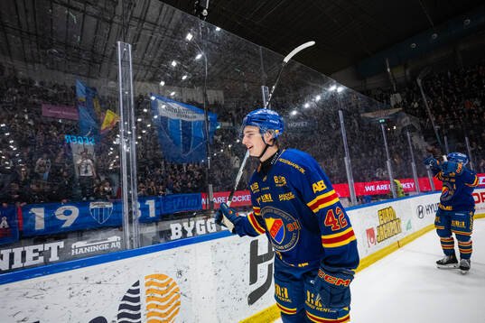 Djurgårdens Theo Stockselius jublar