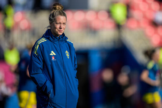Assistant coach Johanna Almgren of Sweden