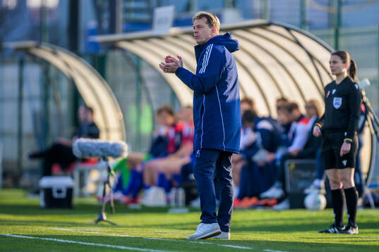 Head coach Tony Gustavsson of Sweden