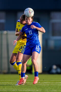 Smilla Holmberg of Sweden and Miljana Ivanovic of Serbia