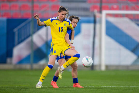 Bella Andersson of Sweden and Miljana Ivanovic of Serbia