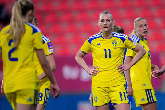 Stina Blackstenius of Sweden