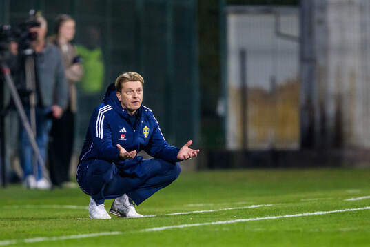Head coach Tony Gustavsson of Sweden