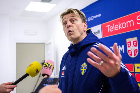 Head coach Tony Gustavsson of Sweden