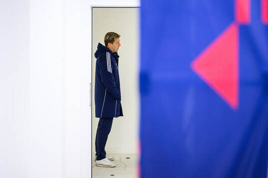 Head coach Tony Gustavsson of Sweden