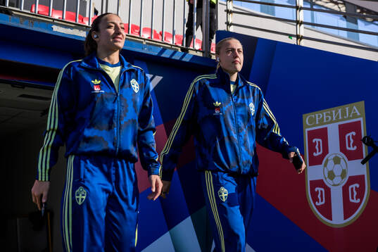 Rosa Kafaji and Elma Junttila Nelhage of Sweden