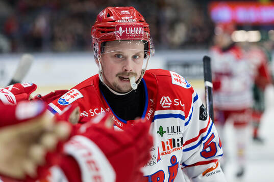Timrås Jonathan Dahlén jublar