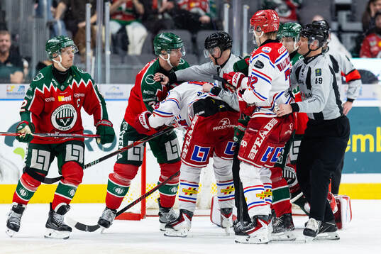 Frölundas Christian Folin och Timrås Eddie Genborg