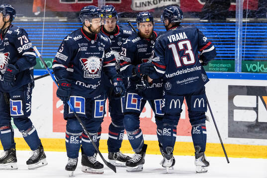 Linköpings Robin Kovacs jublar
