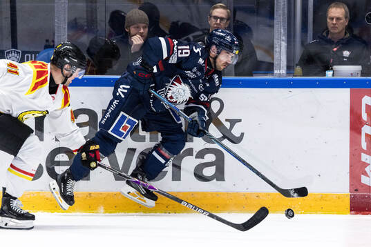 Brynäs Greg Scott och Linköpings Ludvig Larsson
