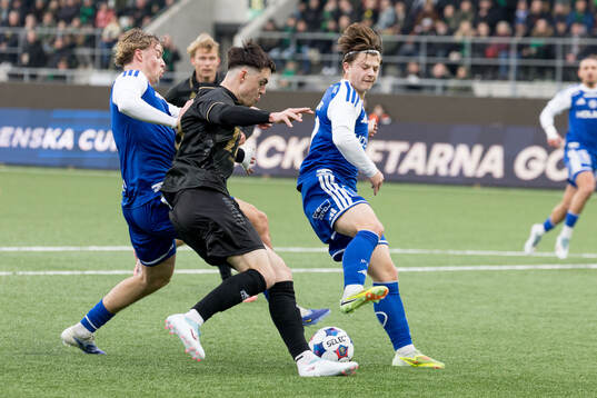 GAISs Samuel Salter och IFK Norrköpings Axel Brönner