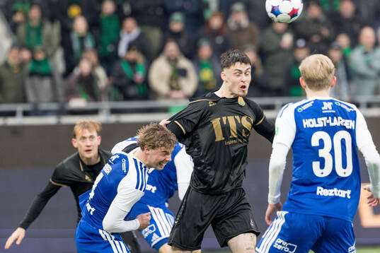 IFK Norrköpings Jonas Bertheussen Weber och GAISs Samuel
