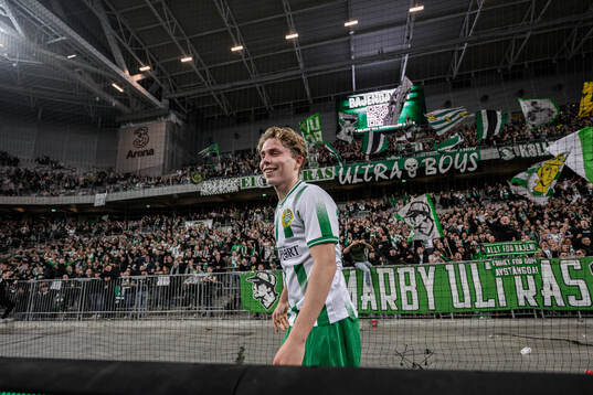 Hammarbys Wilson Lindberg Uhrström jublar
