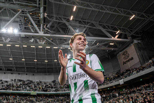 Hammarbys Wilson Lindberg Uhrström jublar