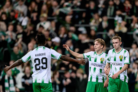 Hammarbys Wilson Lindberg Uhrström jublar med Moise Elohim
