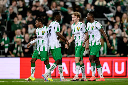 Hammarbys Wilson Lindberg Uhrström jublar