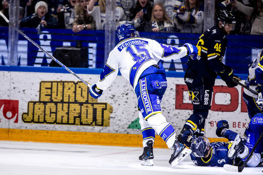 Leksands Max Veronneau jubel