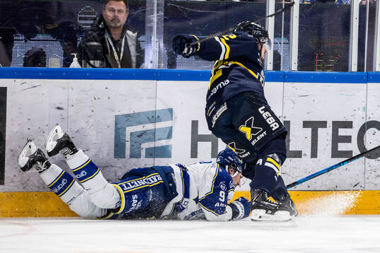 Leksands Gabriel Fortier och HV71s Santeri Hatakka