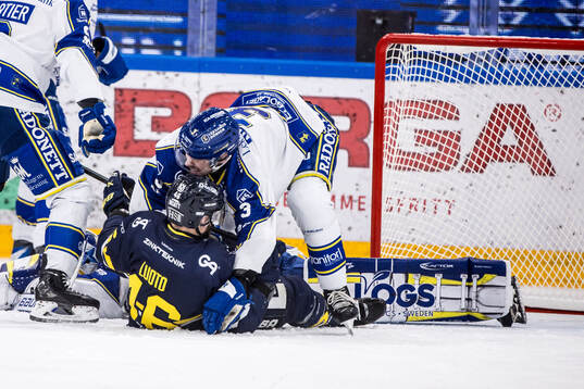 HV71s Joona Luoto och Leksands Fred Nilsson