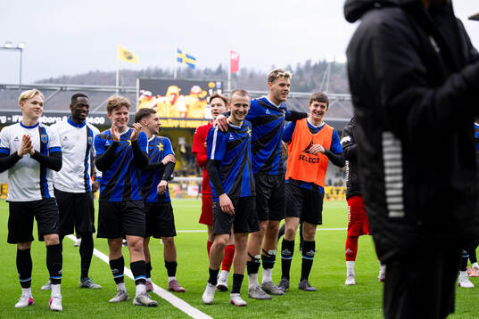 Sirius spelare jublar
