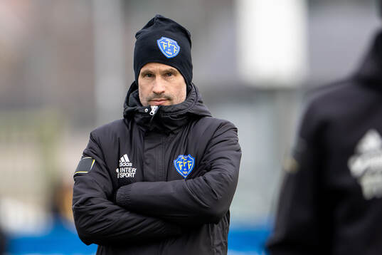 Falkenbergs tränare Christoffer Andersson